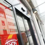 Thon Bristol, Szálloda 4*