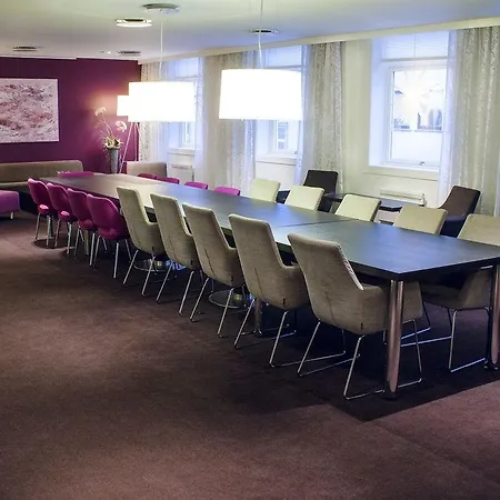 מלון Thon Bristol, 4*