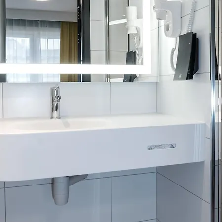 Thon Bristol, 4*