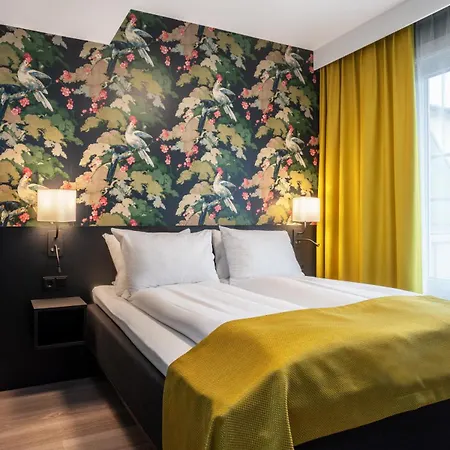 ホテル トーン ブリストル 4*