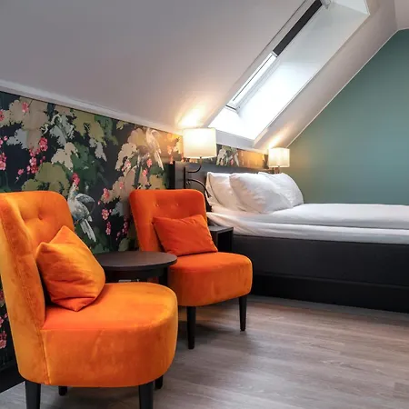 トーン ブリストル ホテル 4*