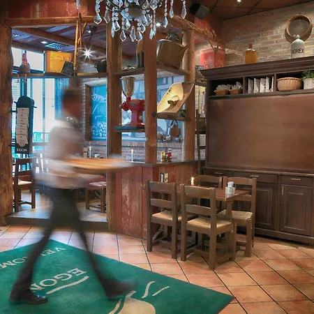 トーン ブリストル ホテル