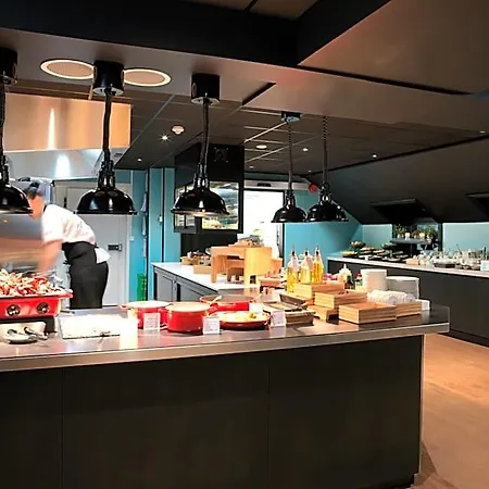Thon Bristol, 4*